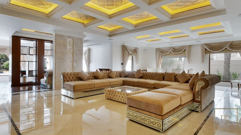 Elegant Mansion - Emirates Hills, Dubai, UAE best for sale For Super Rich