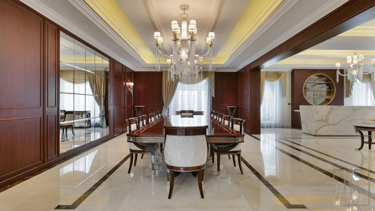 Elegant Mansion - Emirates Hills, Dubai, UAE Classified ads for sale For Super Rich