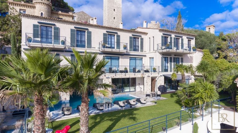 Villa Old City - Cannes, French Riviera New for sale For Super Rich
