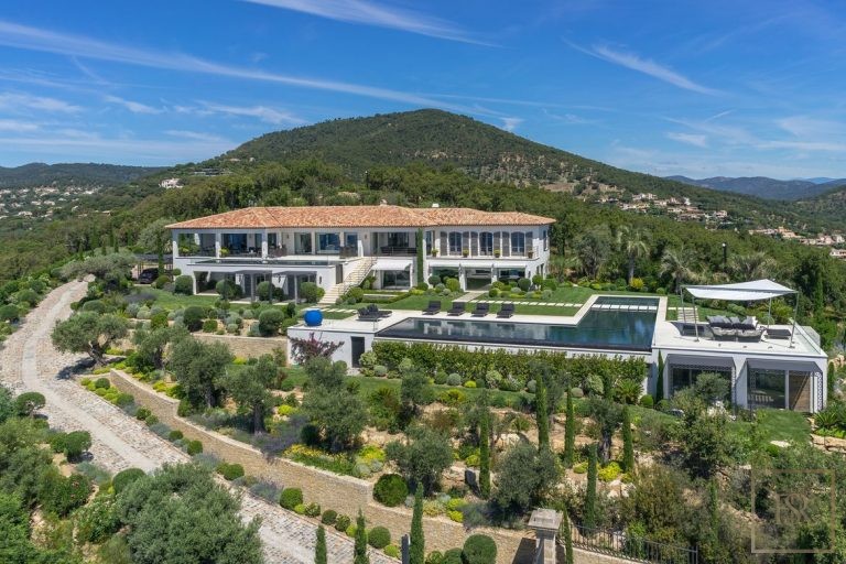 Villa Best View Gulf St-Tropez 6 BR - Grimaud, French Riviera 107500 Week rental For Super Rich