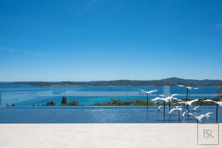 Villa Best View Gulf St-Tropez 6 BR - Grimaud, French Riviera price rental For Super Rich
