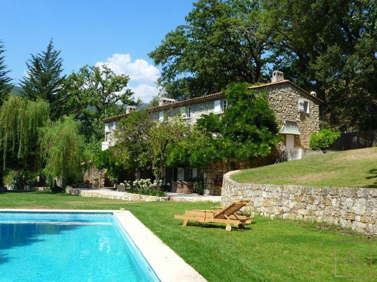 Farmhouse Century - Châteauneuf de Grasse, French Riviera luxury for sale For Super Rich