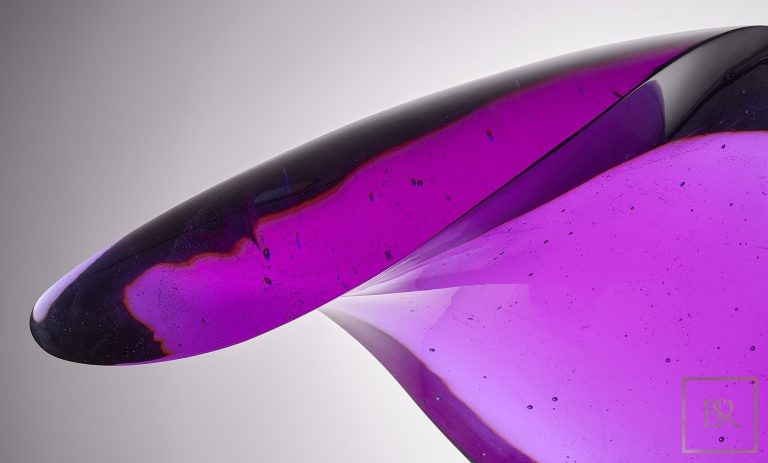 Art Sculpture SHELL Violet - Bohemian Crystal Unique for sale For Super Rich