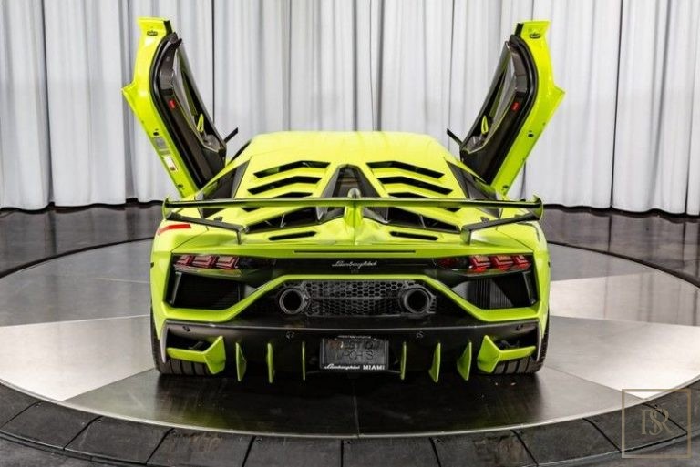 2019 Lamborghini AVENTADOR SVJ 12 Cylinder for sale For Super Rich