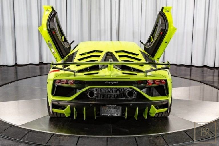 2019 Lamborghini Aventador SVJ 12 Cylinder for sale For Super Rich