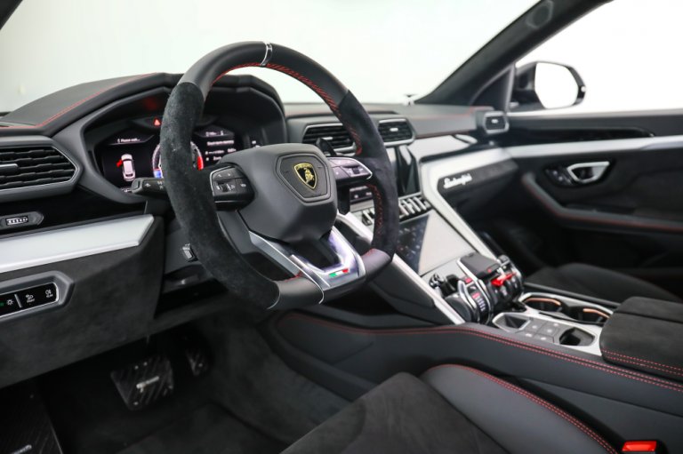 2021 Lamborghini URUS 4X4 for sale For Super Rich