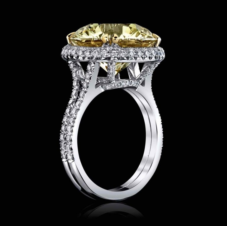 Ring 10.17CT Natural Fancy Brownish Yellow Diamond set in Platinum  United States for sale For Super Rich