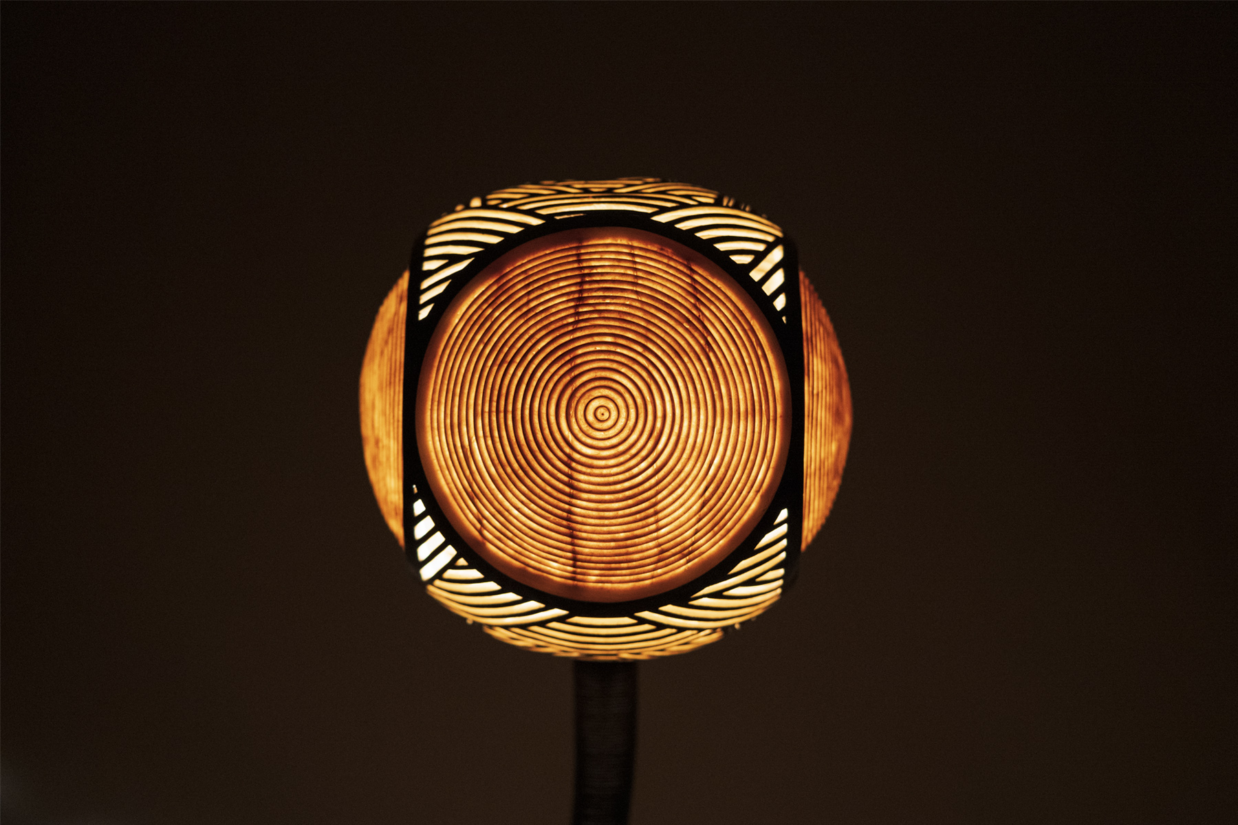 Erleuchten VII - "Payseur" Table Lamp for sale For Super Rich