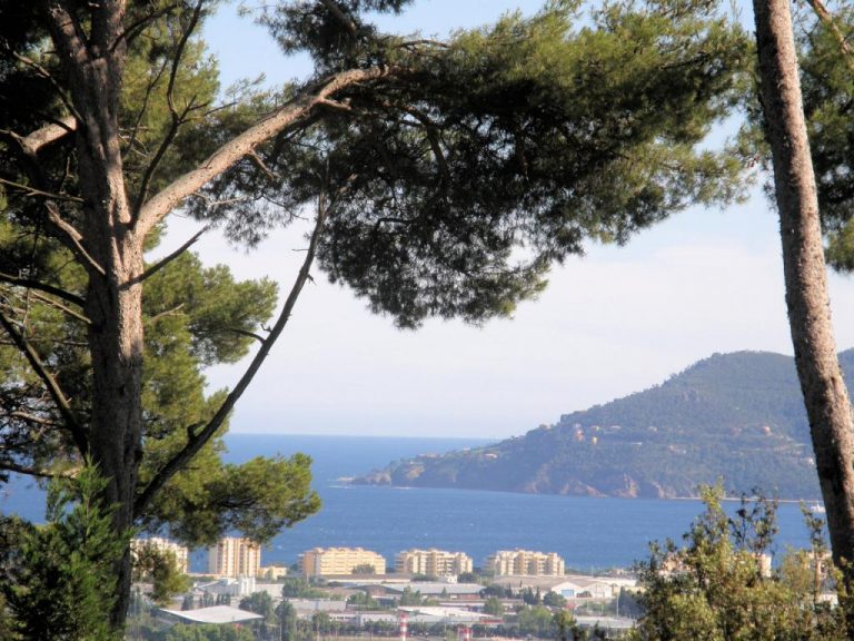 Villa Sea views Bay of Cannes and Théoule - Mougins search for sale For Super Rich