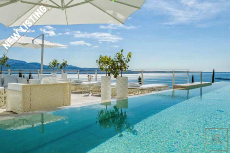 Villa luxury in 5-stars resort - Lake Garda for sale For Super Rich