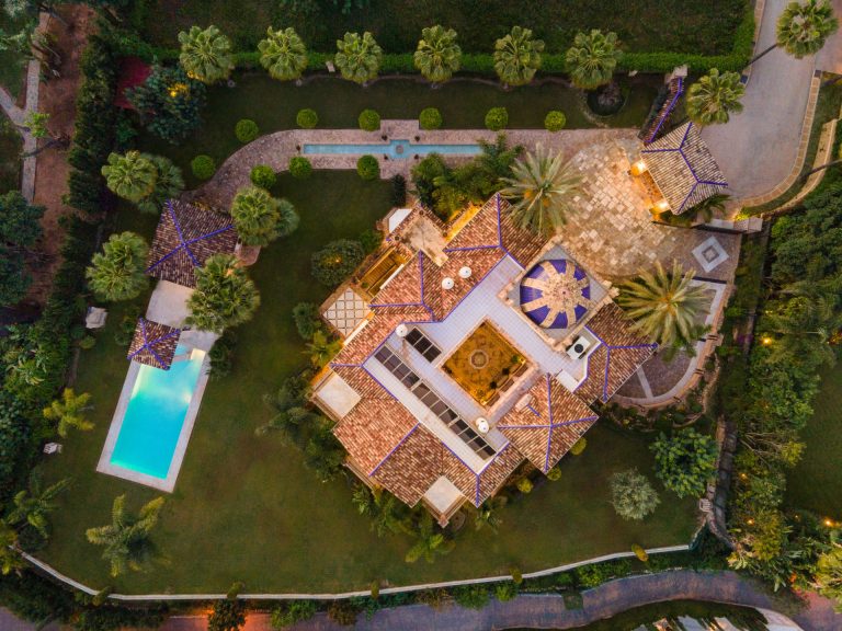 Villa Andalucia Exclusive and Prestigious - Golden Miles, Marbella properties for sale For Super Rich