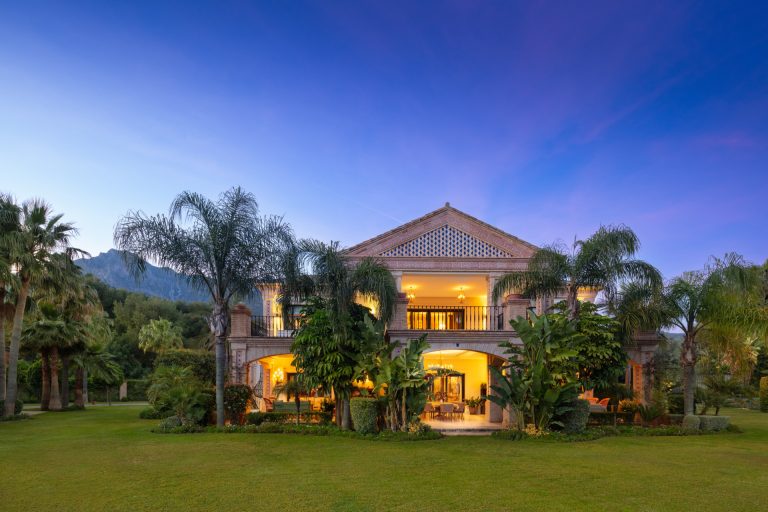 Villa Andalucia Exclusive and Prestigious - Golden Miles, Marbella image for sale For Super Rich