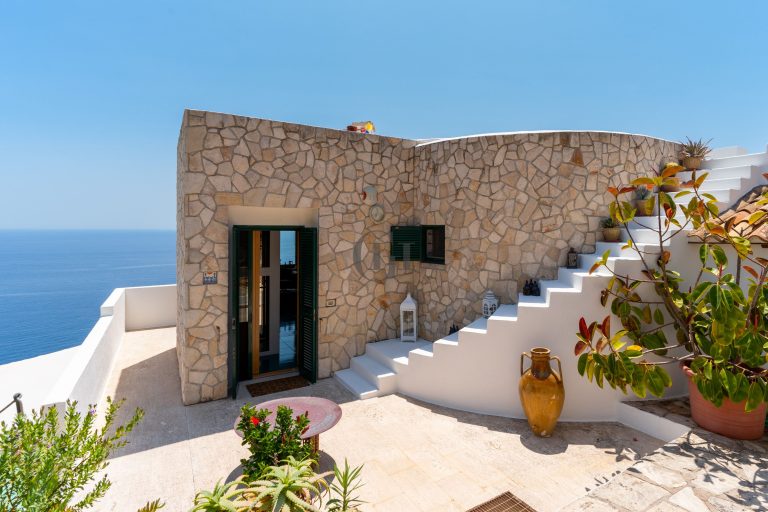 Villa Panoramic View, Sea View, Golf View - Gagliano del Capo, Apulia, Italy EA00006 for sale For Super Rich