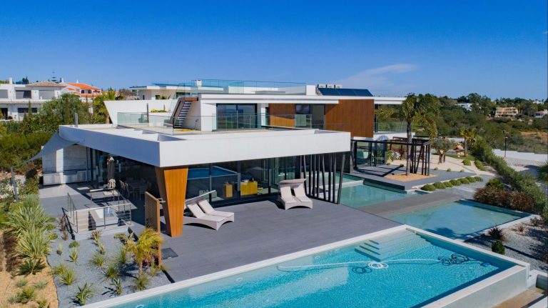 Villa Panoramic View, Sea View - Faro, Lagoa, Algarve Classified ads for sale For Super Rich
