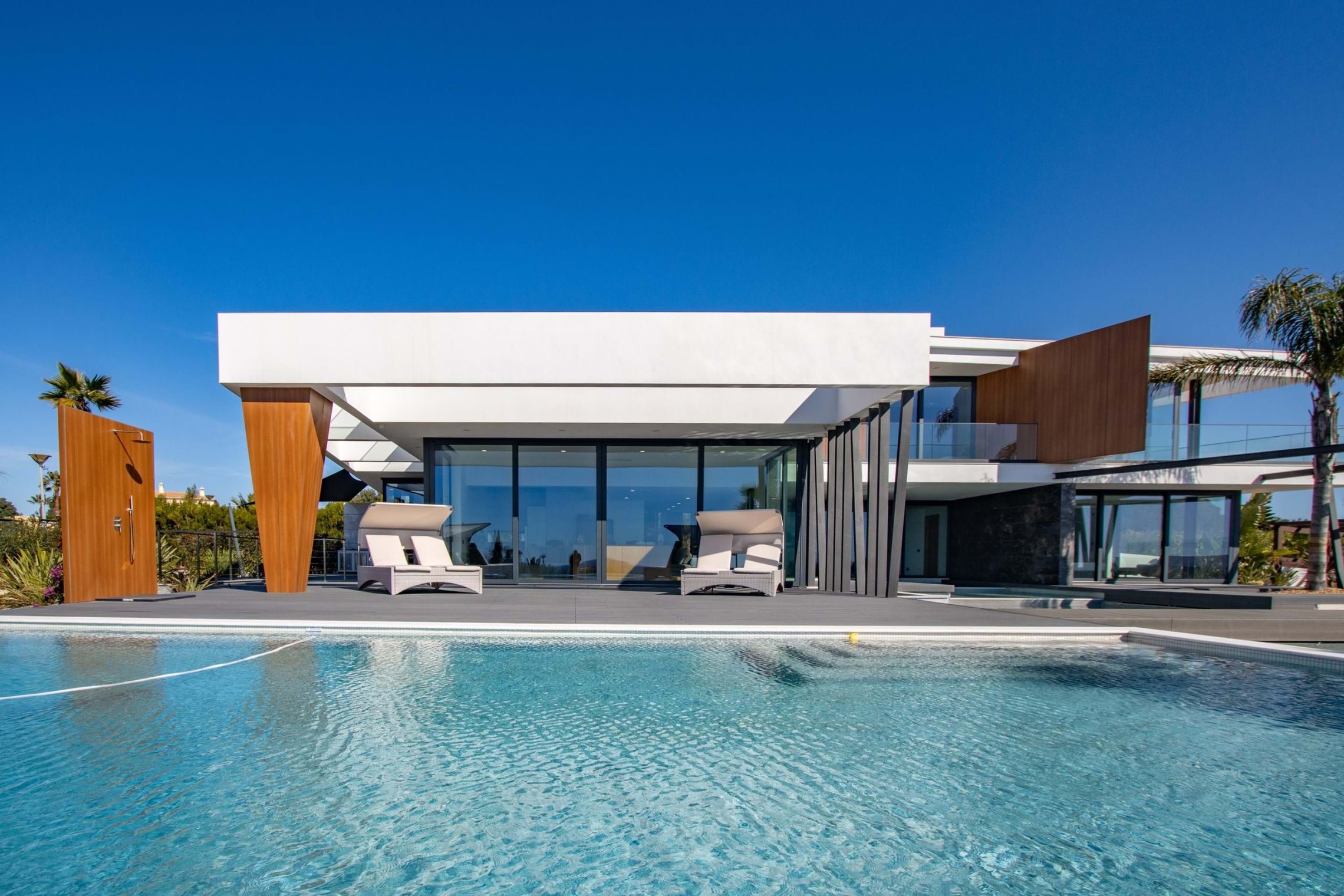 Villa Panoramic View, Sea View - Faro, Lagoa, Algarve for sale For Super Rich