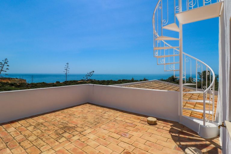 House Panoramic View - Algarve Classified ads for sale For Super Rich