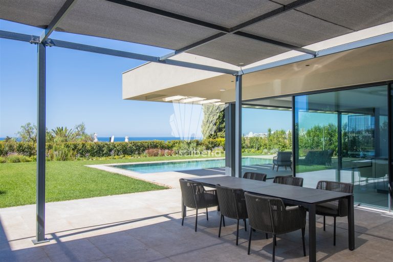 Villa Beach Front, Panoramic View, Sea View - Lagoa, Algarve best for sale For Super Rich