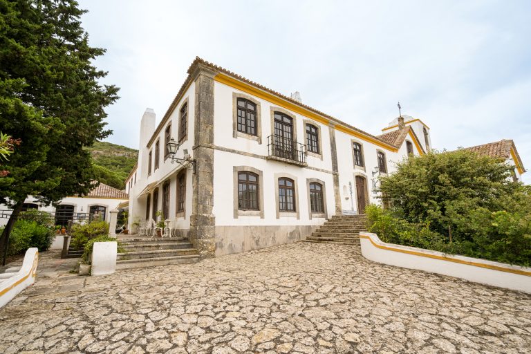 Century Ranch/Farm XV Century Property Chapel, 9 bedrooms in Azeitão - Setubal for sale For Super Rich