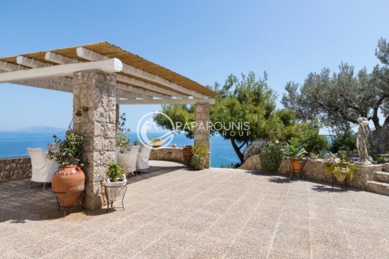Villa Beach Front, Panoramic View, Sea View - Spetses  buy for sale For Super Rich