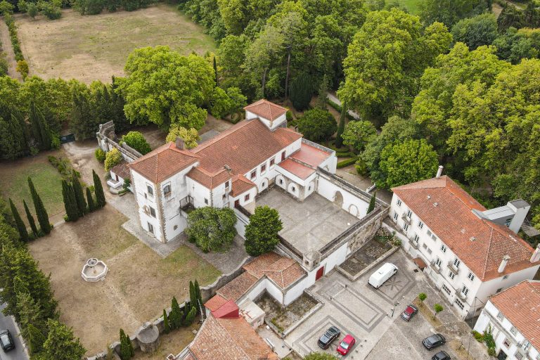 Medieval Ranch/Farm 16th century. Medieval Palace, 10 bedrooms in Belas for sale For Super Rich