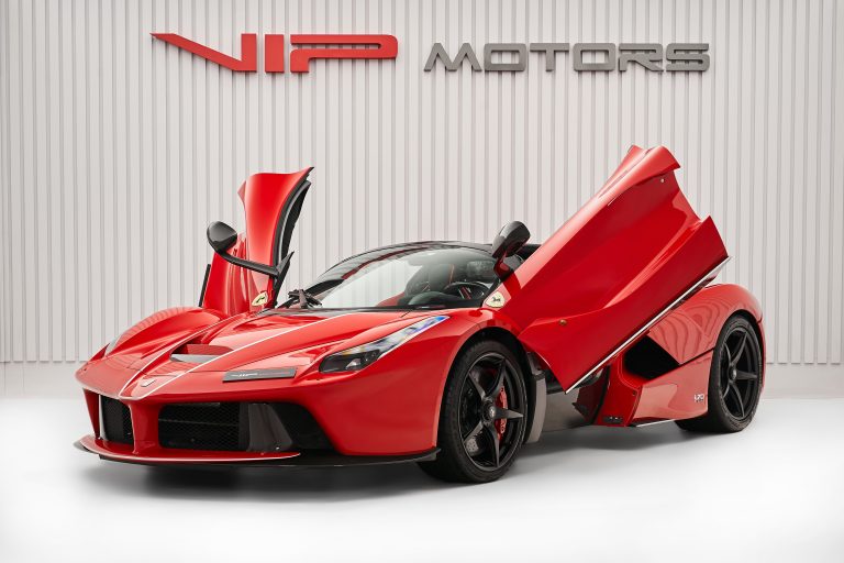 2017 Ferrari LaFerrari Red for sale For Super Rich