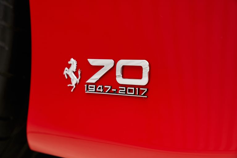 2017 Ferrari LaFerrari buy for sale For Super Rich