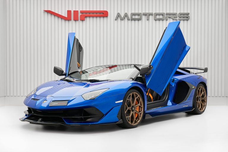 2022 Lamborghini Blue for sale For Super Rich