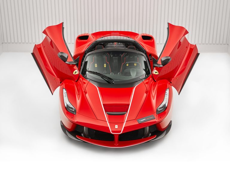2017 Ferrari LaFerrari Red for sale For Super Rich