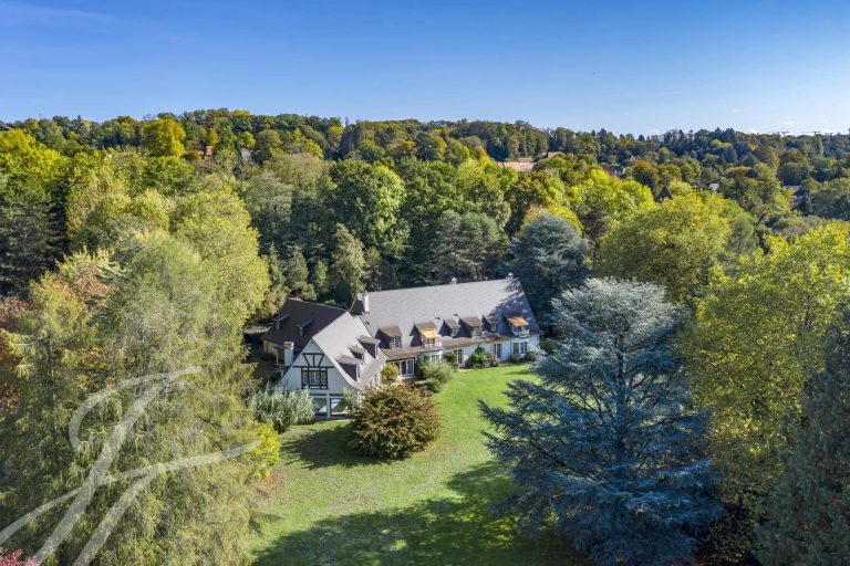 House Estate in a green setting - Jouxtens-Mezery, Lausanne for sale For Super Rich