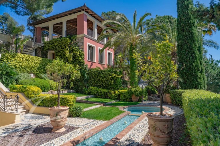 Villa Belle Epoque with Panoramic sea views - Roquebrune Cap Martin - French Riviera price for sale For Super Rich