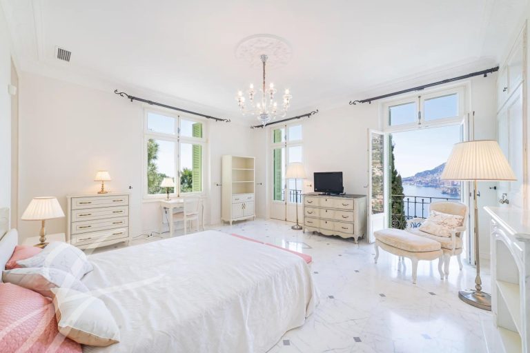 Villa Belle Epoque with Panoramic sea views - Roquebrune Cap Martin - French Riviera top for sale For Super Rich