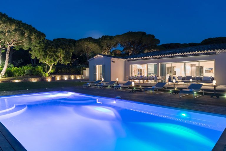 Villa Sea view on the Canoubiers Bay - Saint Tropez - French Riviera prix rental For Super Rich